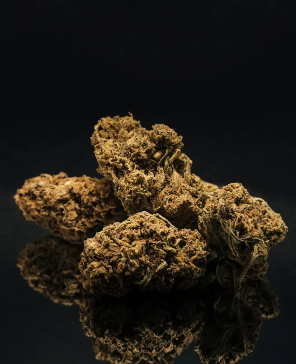 Second image of Strawberry Haze CBD Bud Mix Glasshouse