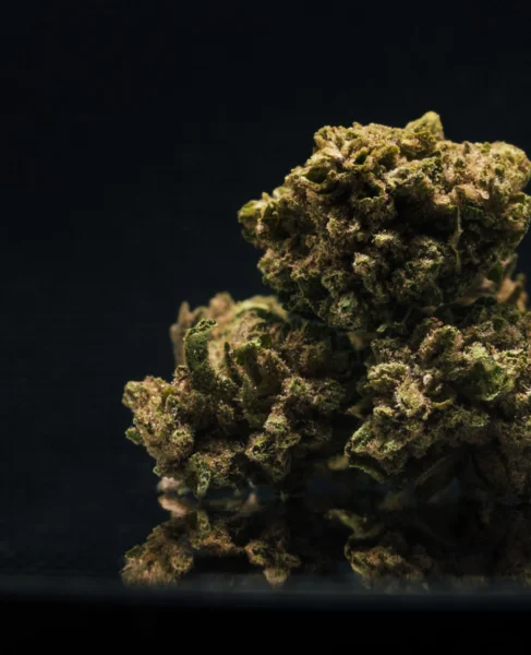 flor-greenhouse-smallbuds-canntatonic-detalle