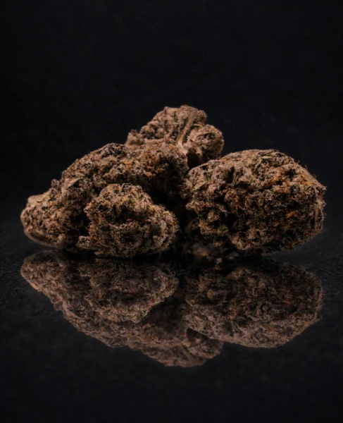 flor-indoor-sour-diesel-cali-2